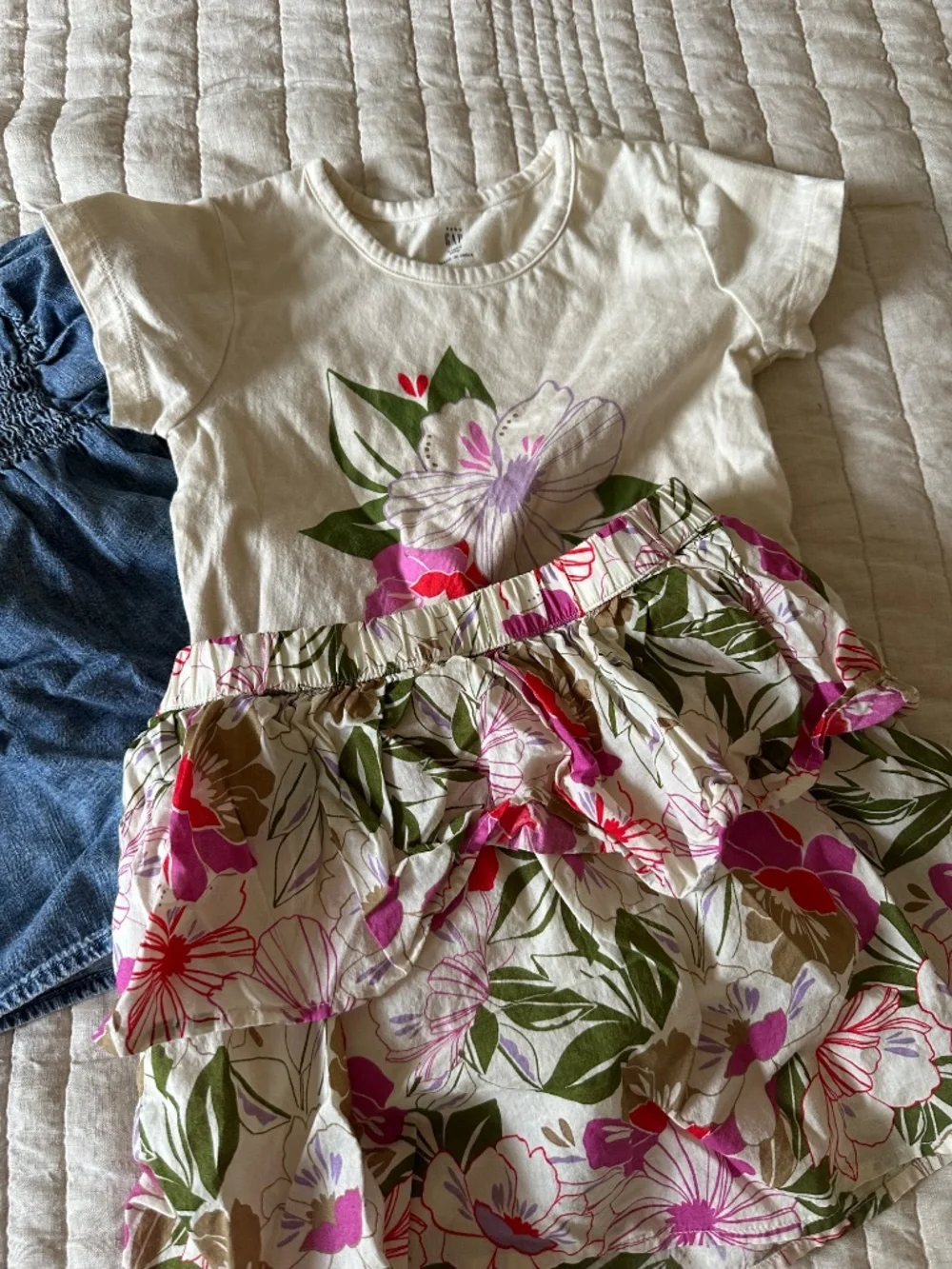 Gap Kids Bundle 4T & 5T
